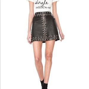 Alice & Olivia Riley leather and lace skirt size 4